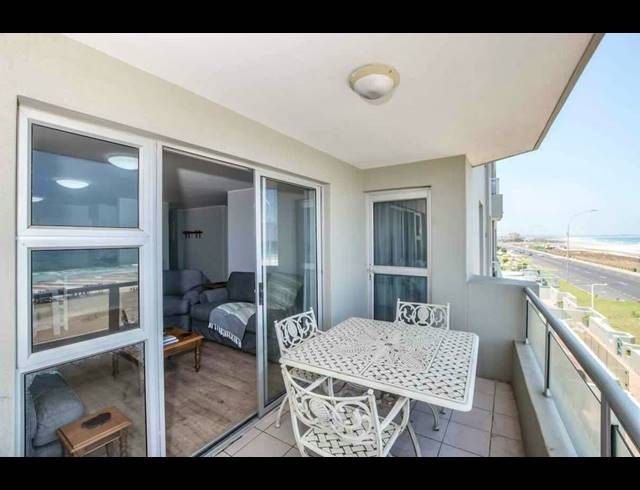 3 bed property to rent in TABLE VIEW